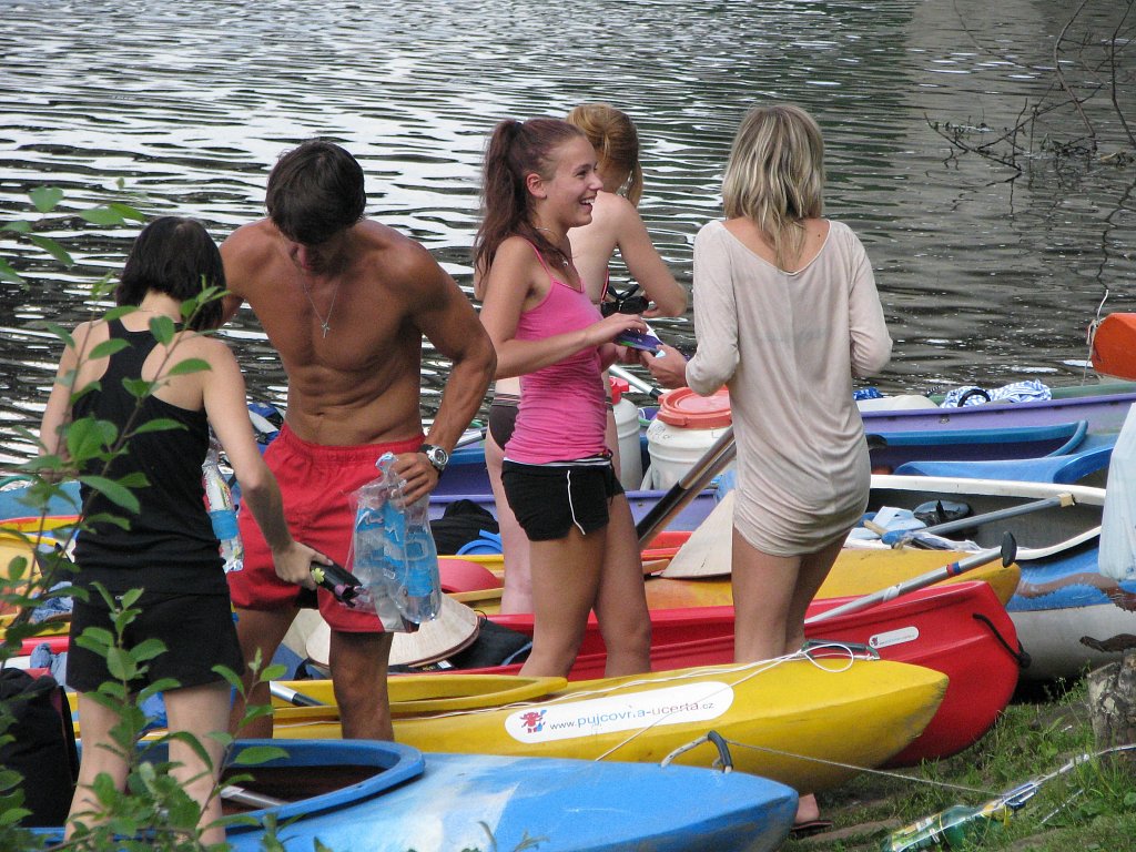 Kanoën op de rivier de Ohře